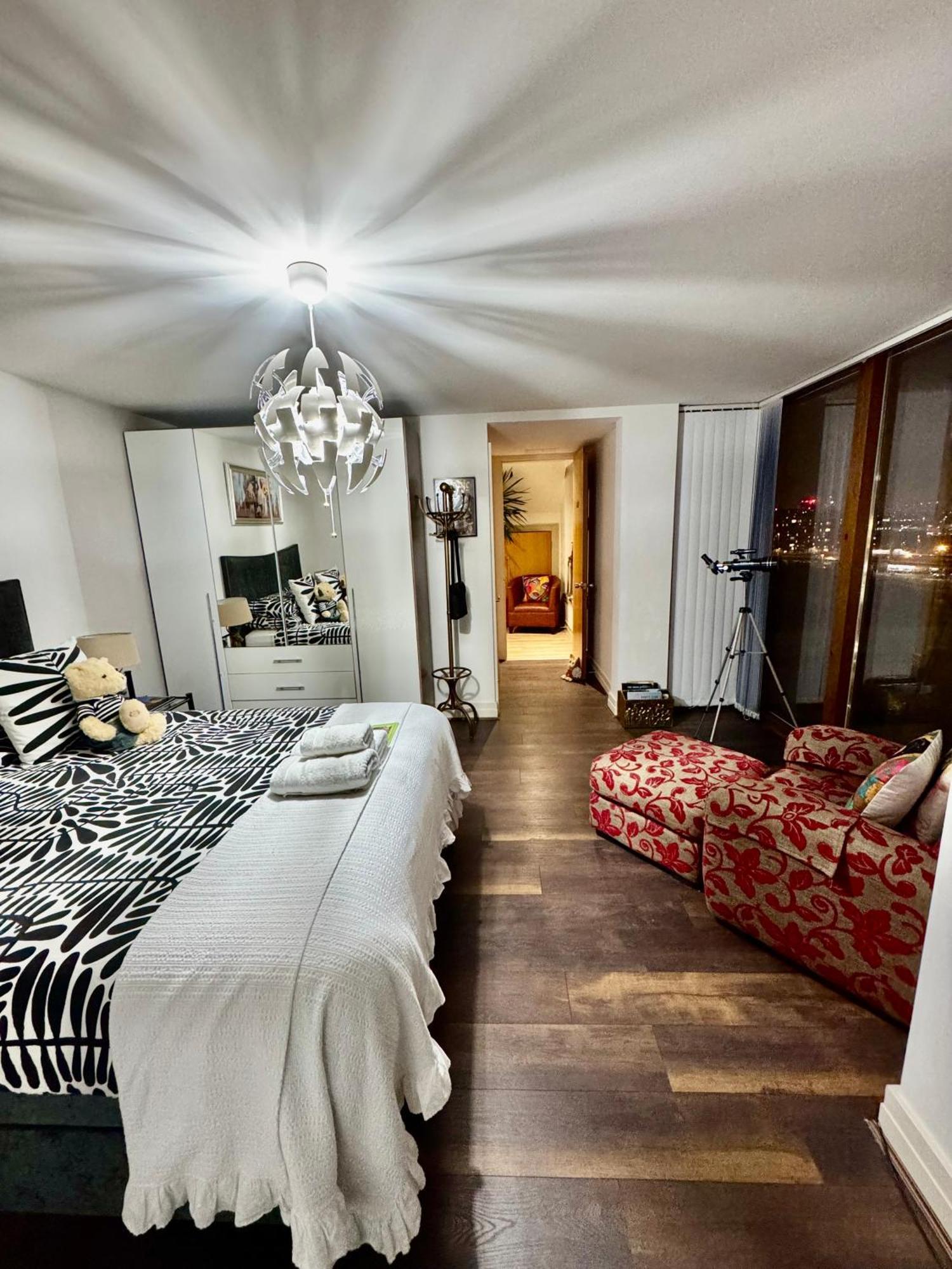 James Clow Bed & Breakfast เบลฟาสต์ ภายนอก รูปภาพ