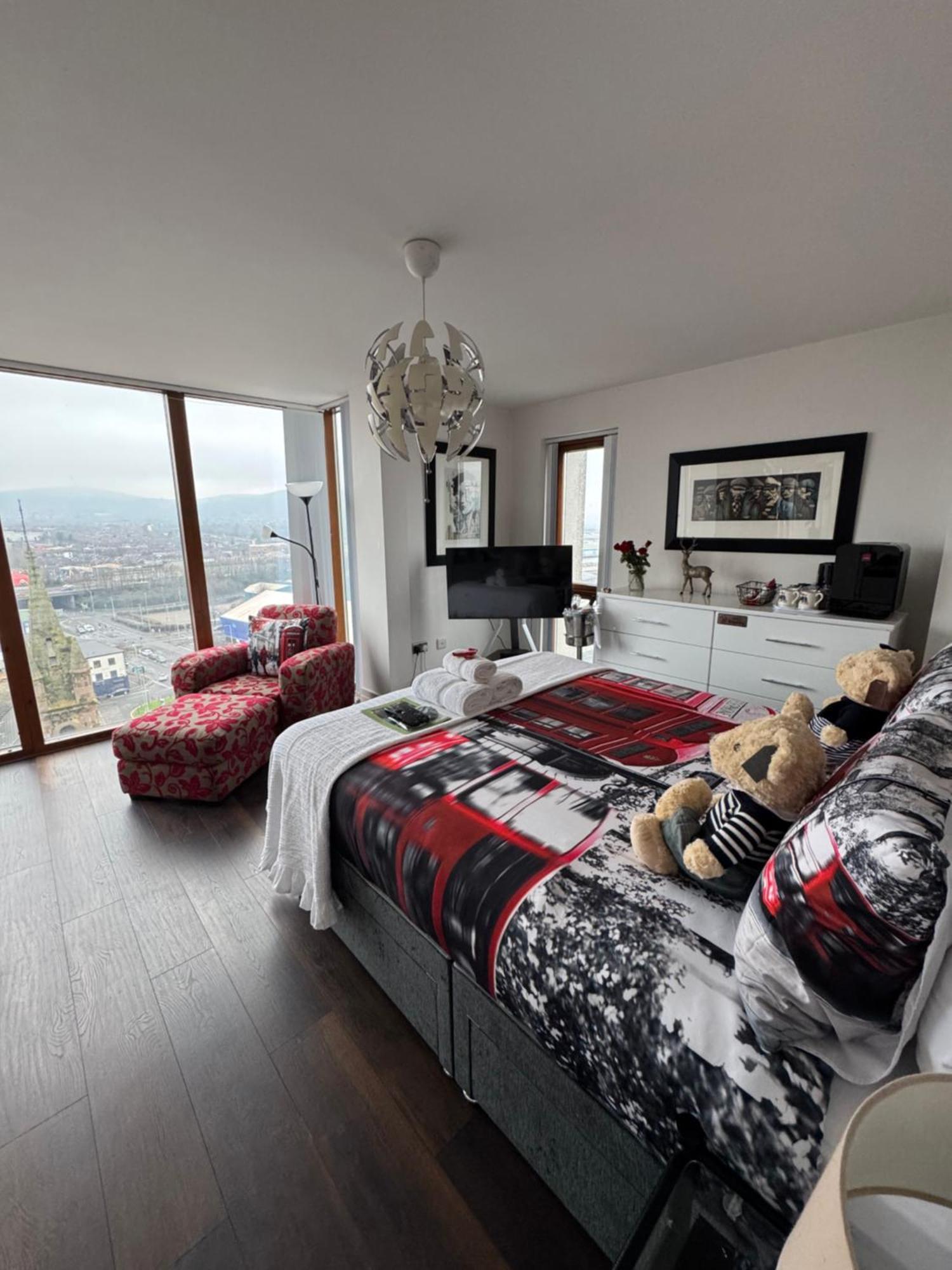 James Clow Bed & Breakfast เบลฟาสต์ ภายนอก รูปภาพ